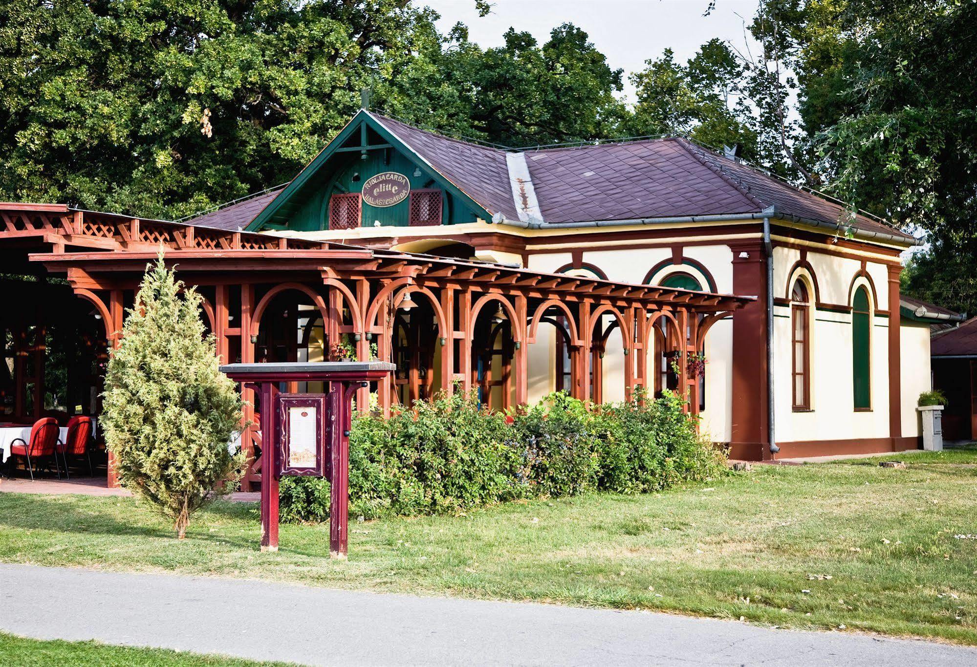 Garni Hotel Park Palić Exteriér fotografie