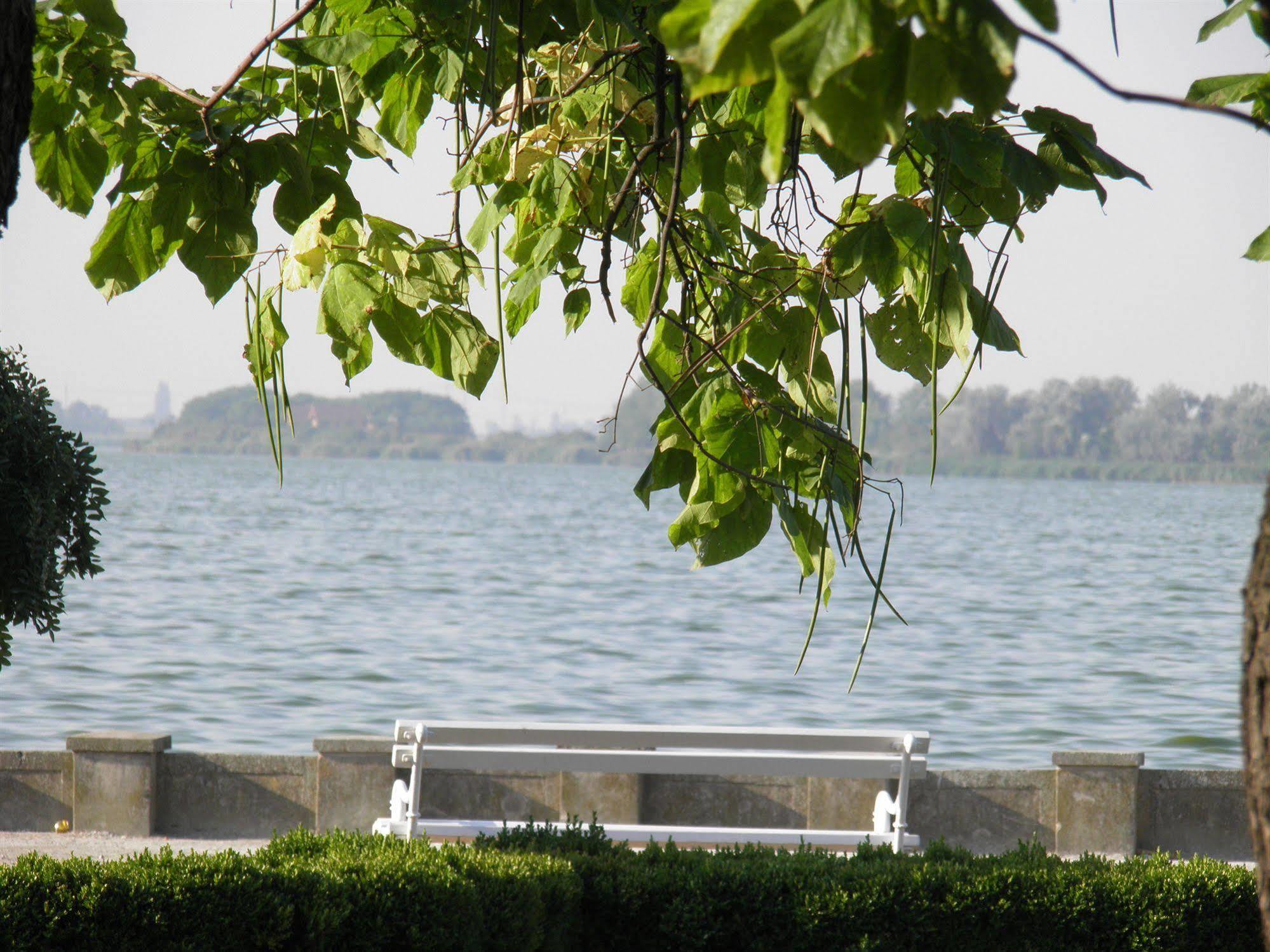 Garni Hotel Park Palić Exteriér fotografie